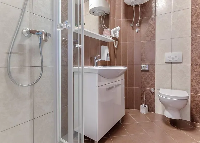 Paradiso, No 3 * Vir