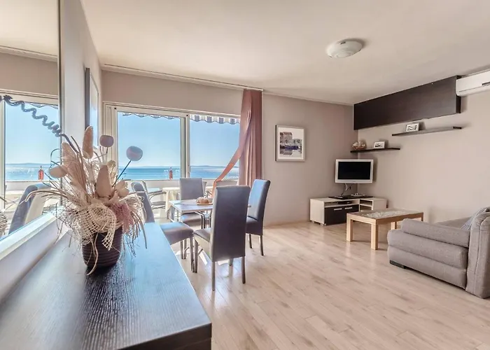 Apartament Paradiso, No 3 *