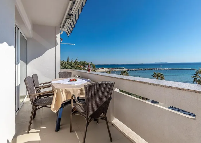 Appartement Paradiso, No 3 *